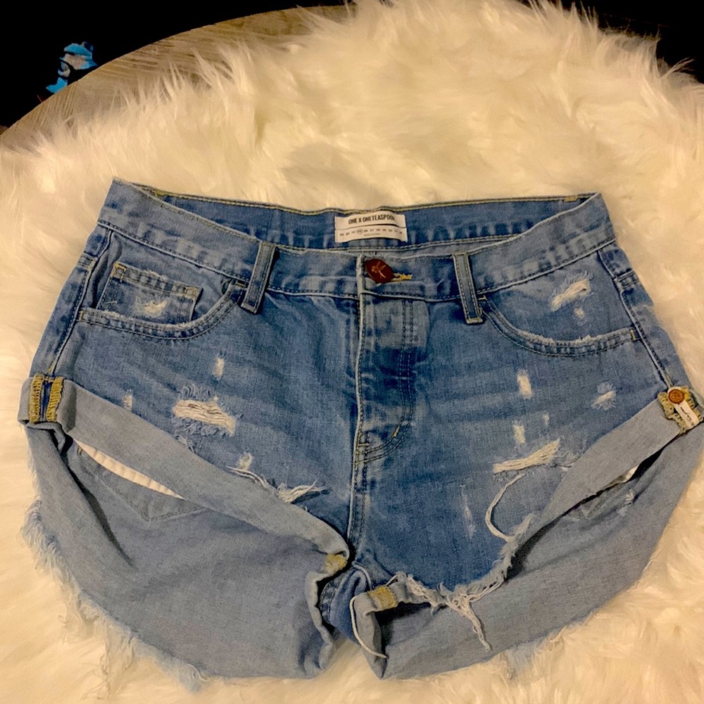 One x one teaspoon button fly Jean shorts